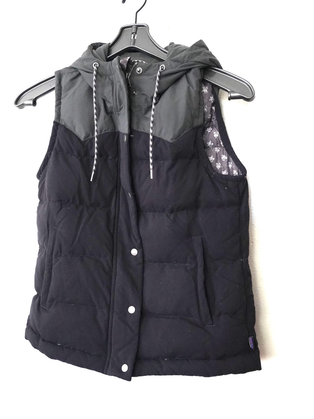 Patagonia Jacket Womens S Black Grey Bivy Hooded Vest Puffer Down Insulated - Picture 3 of 9